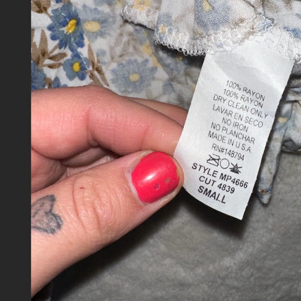 Blue Floral Linen Shorts - Picture 7 of 9